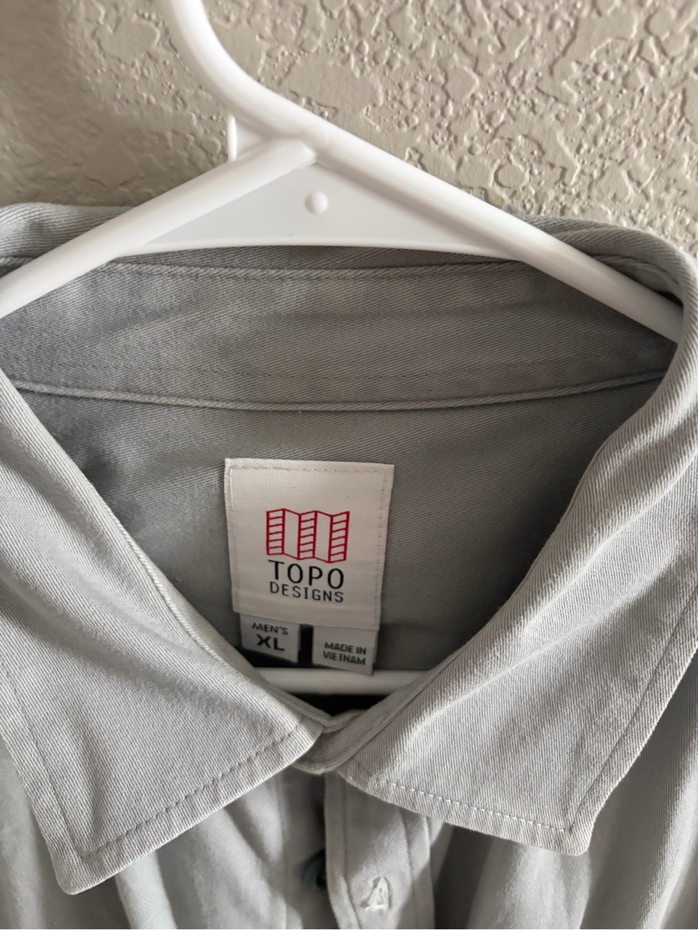 Topo Designs Men’s Light Gray Button-Up Shirt